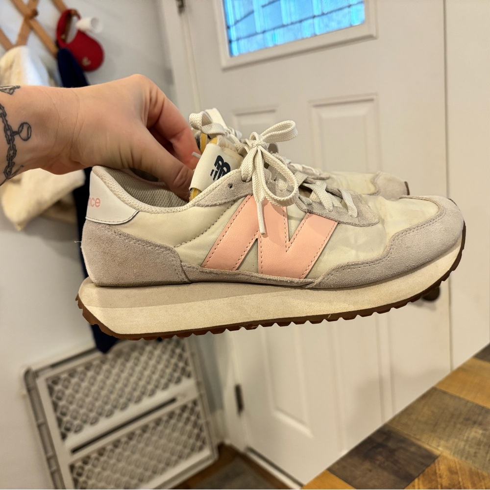 New Balance 237 Women's Sneakers in Pink and Cream